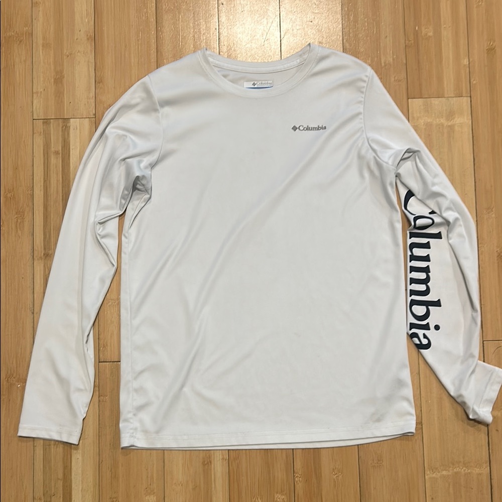 Columbia Men's Light Gray Long Sleeve Tee
